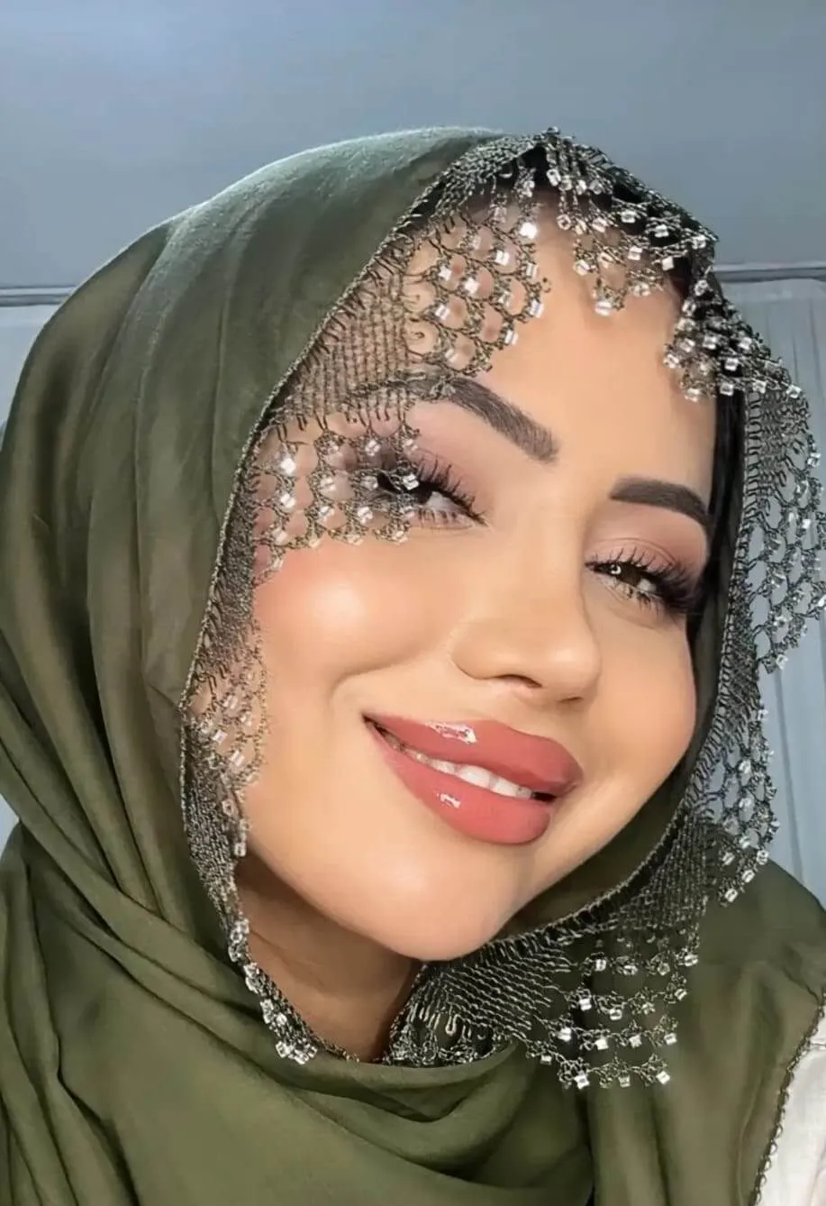 Halkalı İçmeyi Seven Escort Defne ile Gerçek Tutkunun Kapılarını Aralayın Halkalı Anal Escort